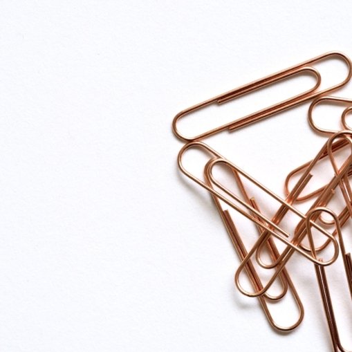 demo-attachment-1522-pexels-jess-bailey-designs-983828-min